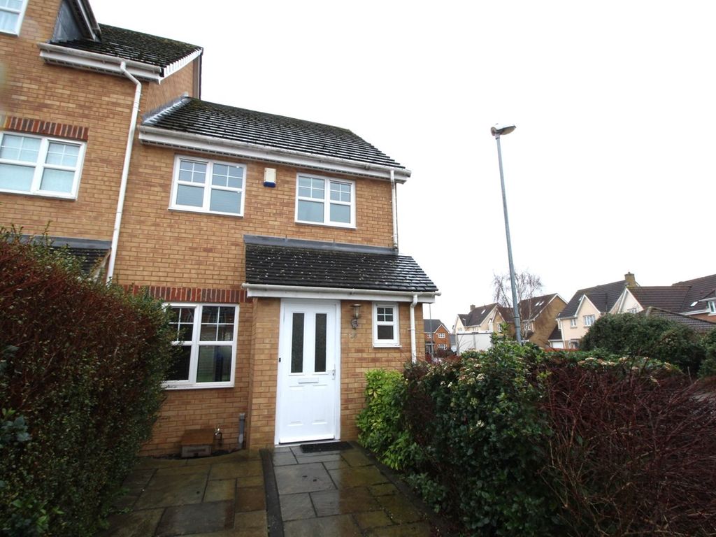 3 bed end terrace house to rent in Signal Close, Lower Stondon SG16, £1,200 pcm