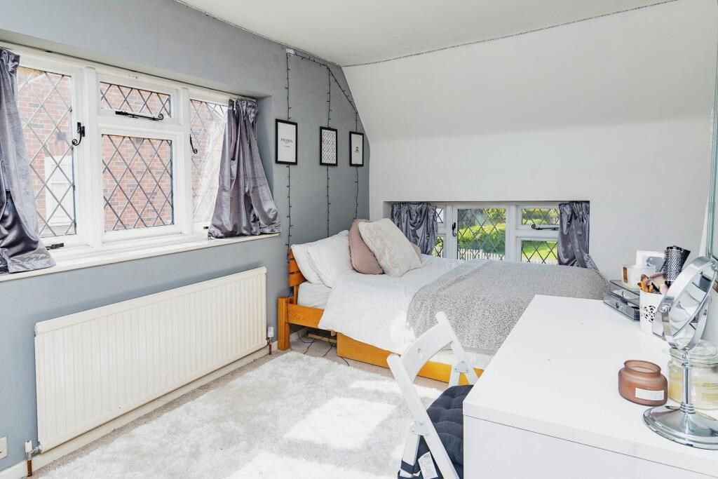4 bed cottage for sale in Brook Lane, Flitton MK45, £725,000