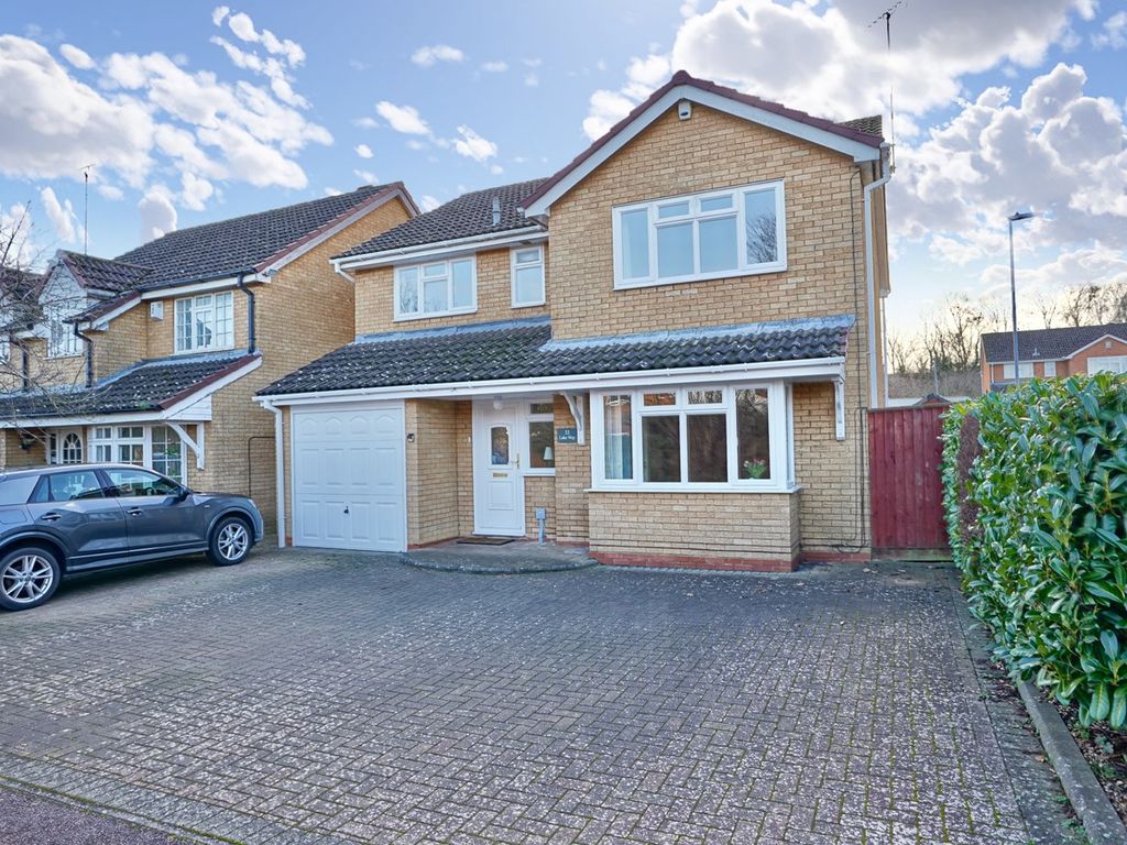 4 bed detached house for sale in Lake Way, Stukeley Meadows, Huntingdon PE29, £450,000