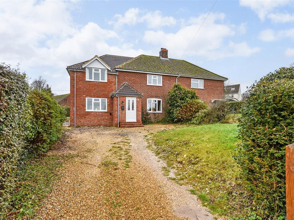 3 bed semi-detached house for sale in Upper Chute, Andover SP11, £550,000