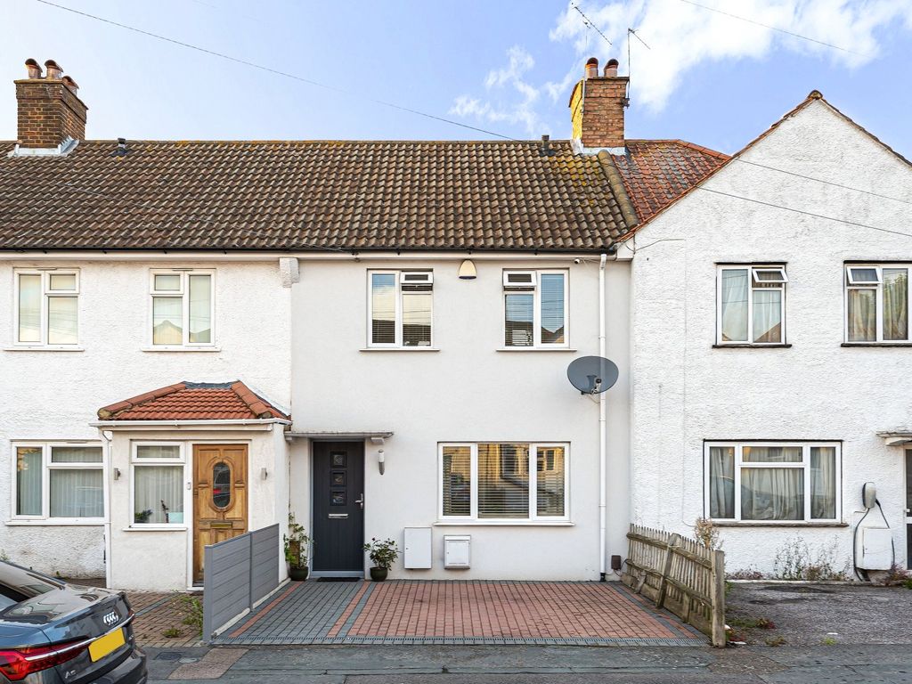 3 bed terraced house for sale in Foss Avenue, Croydon CR0, £440,000