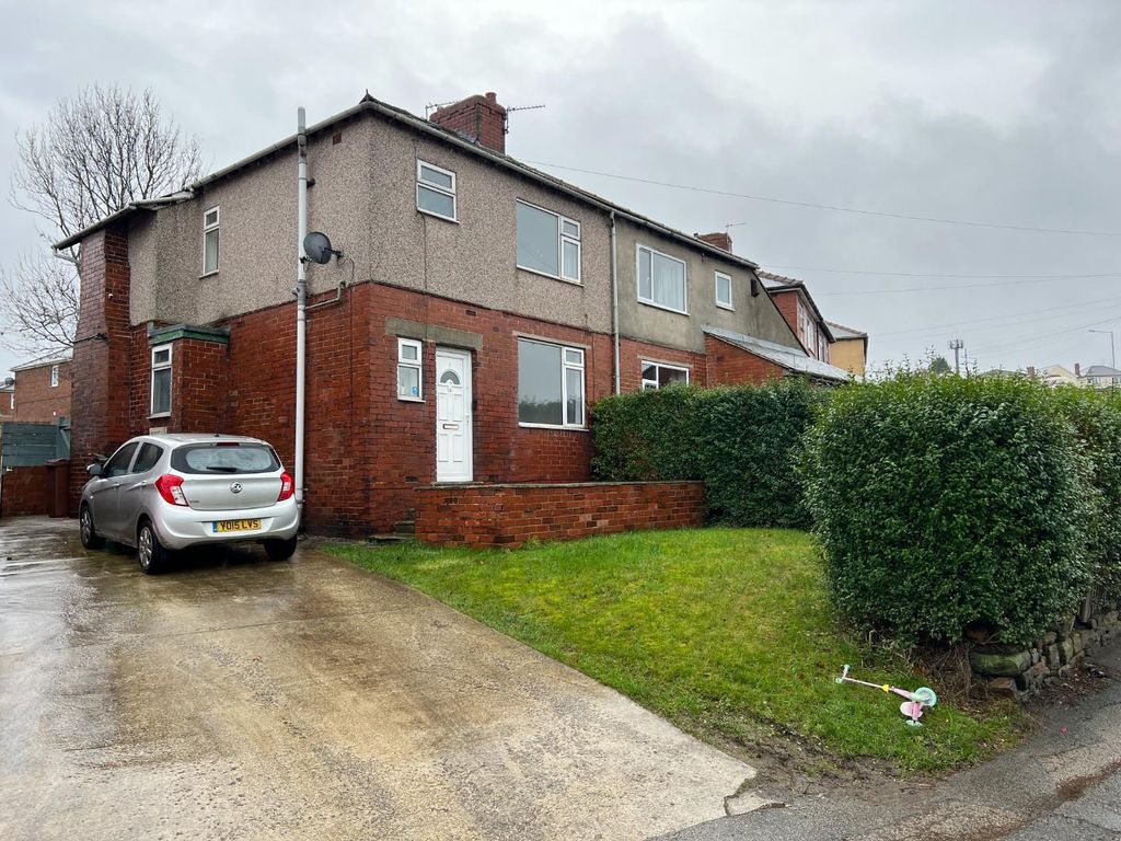3 bed semi-detached house to rent in Hawshaw Lane, Hoyland, Barnsley S74, £800 pcm