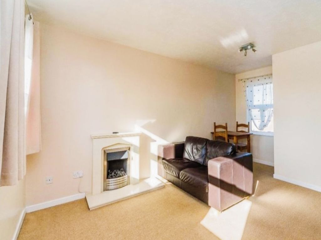 2 bed flat for sale in Mill Lane, Kidderminster DY11, £95,000