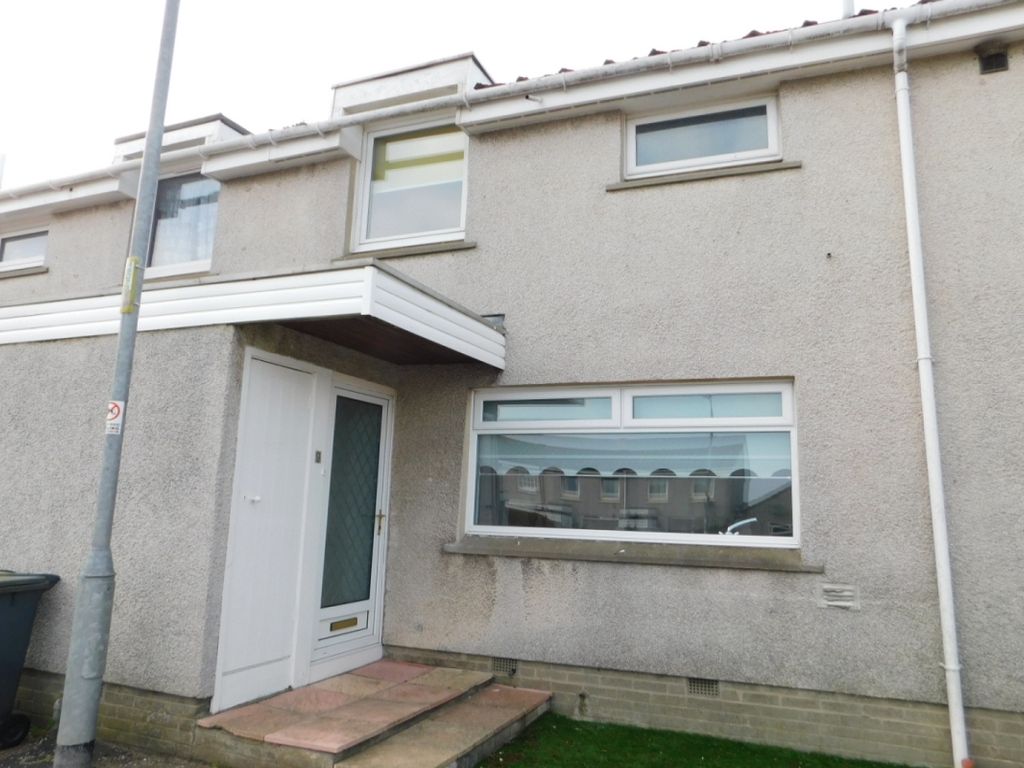 2 bed terraced house to rent in Gair Crescent, Carluke, Lanarkshire ML8, £695 pcm