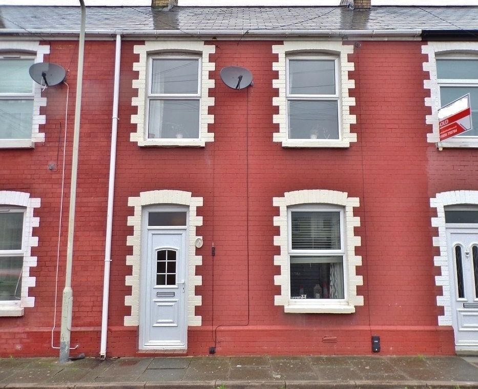 3 bed terraced house for sale in Vintin Terrace, Porthcawl CF36, £229,000