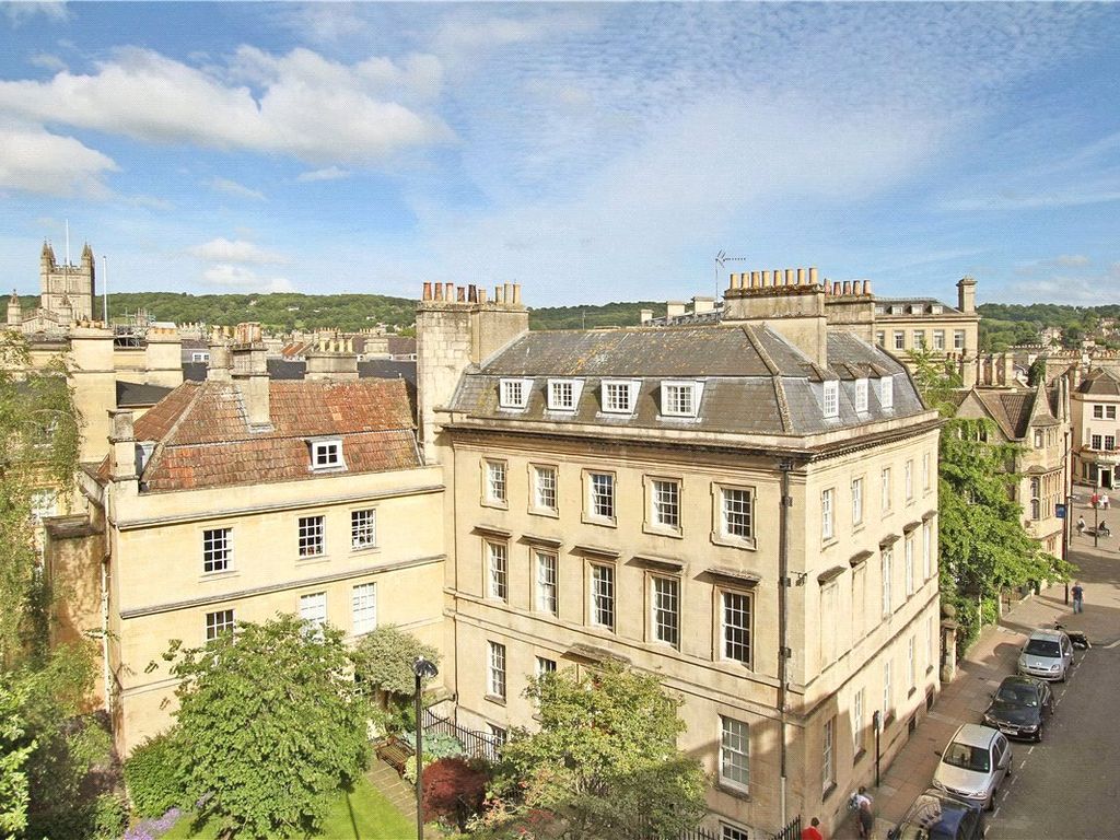 1 bed flat to rent in Chandos House, 27-28 Westgate Buildings, Bath, Somerset BA1, £1,200 pcm