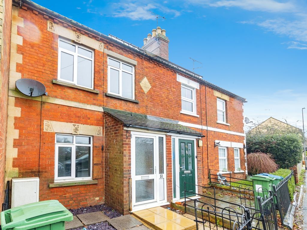 2 bed terraced house for sale in Leighton Road, Wing, Leighton Buzzard LU7, £280,000