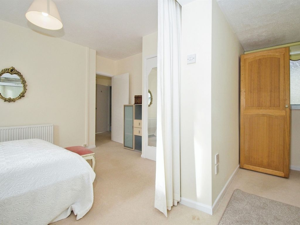 4 bed detached house for sale in Church Walk, Llwyncelyn, Porth CF39, £325,000