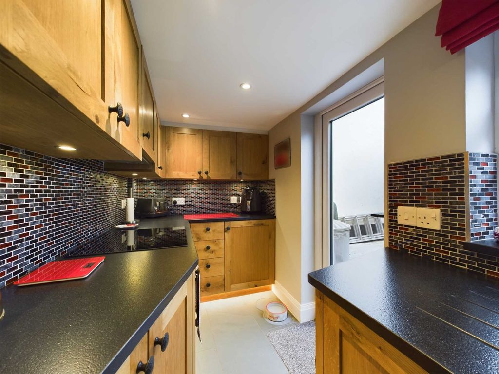 2 bed terraced house for sale in High Street, Lane End. HP14, £325,000
