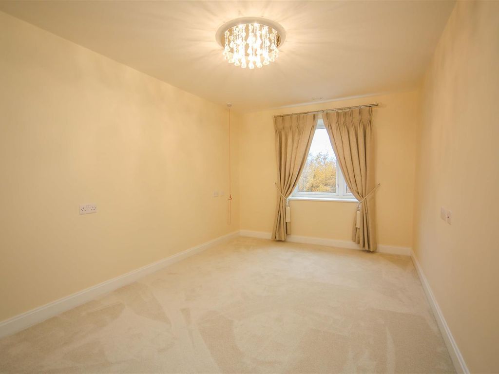 2 bed flat for sale in Bilberry Place, Recreation Road, Bromsgrove B61, £285,000
