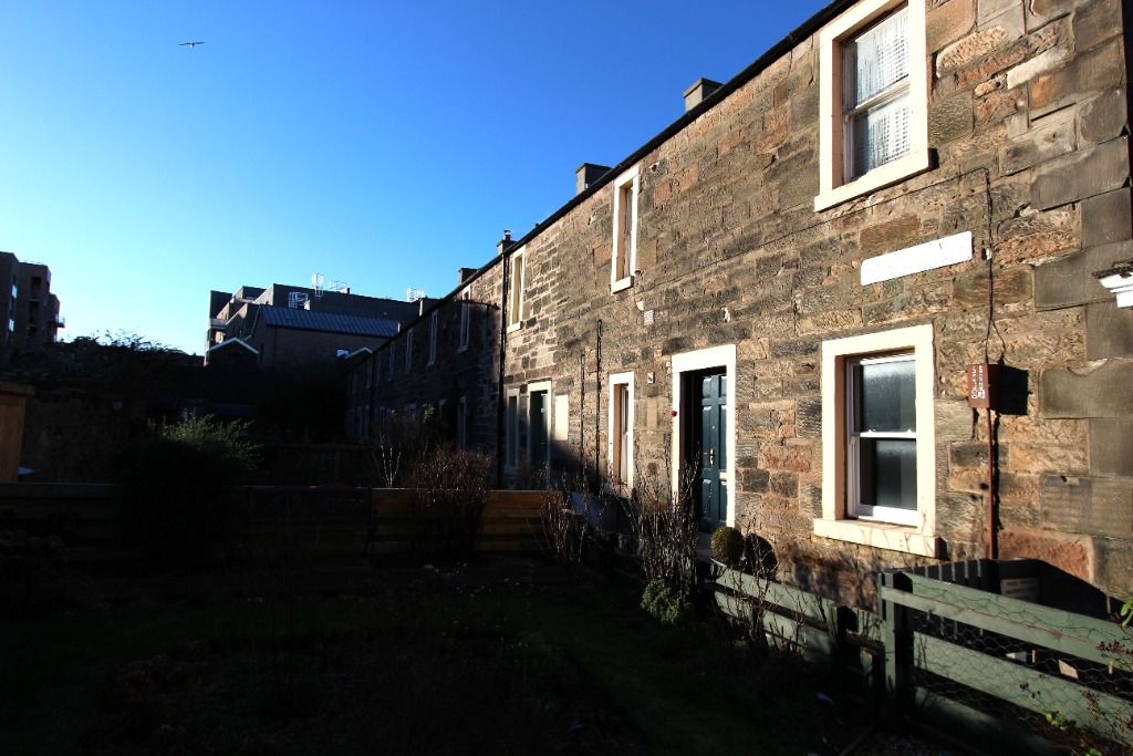 2 bed terraced house to rent in Shaw's Place, Leith, Edinburgh EH7, £1,795 pcm