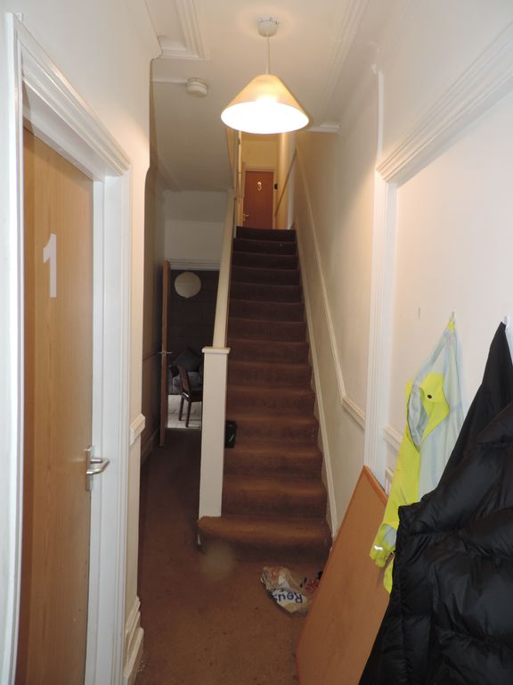 5 bed terraced house to rent in Lochaber Street, Cardiff CF24, £2,400 pcm