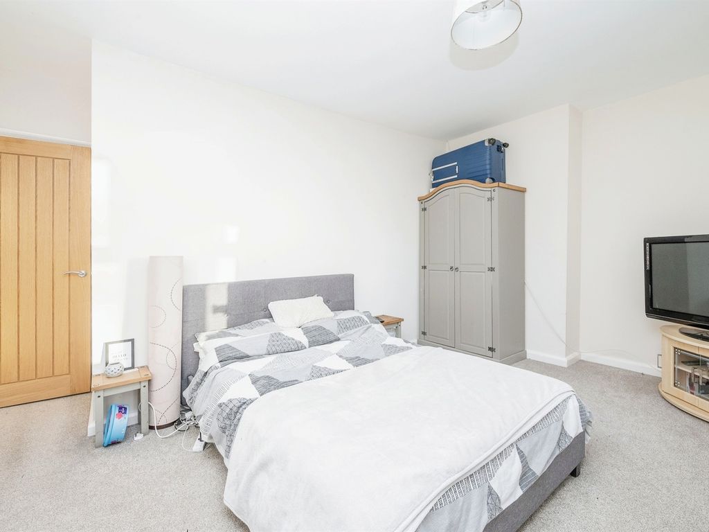 1 bed flat for sale in High Street, Mundesley, Norwich NR11, £165,000