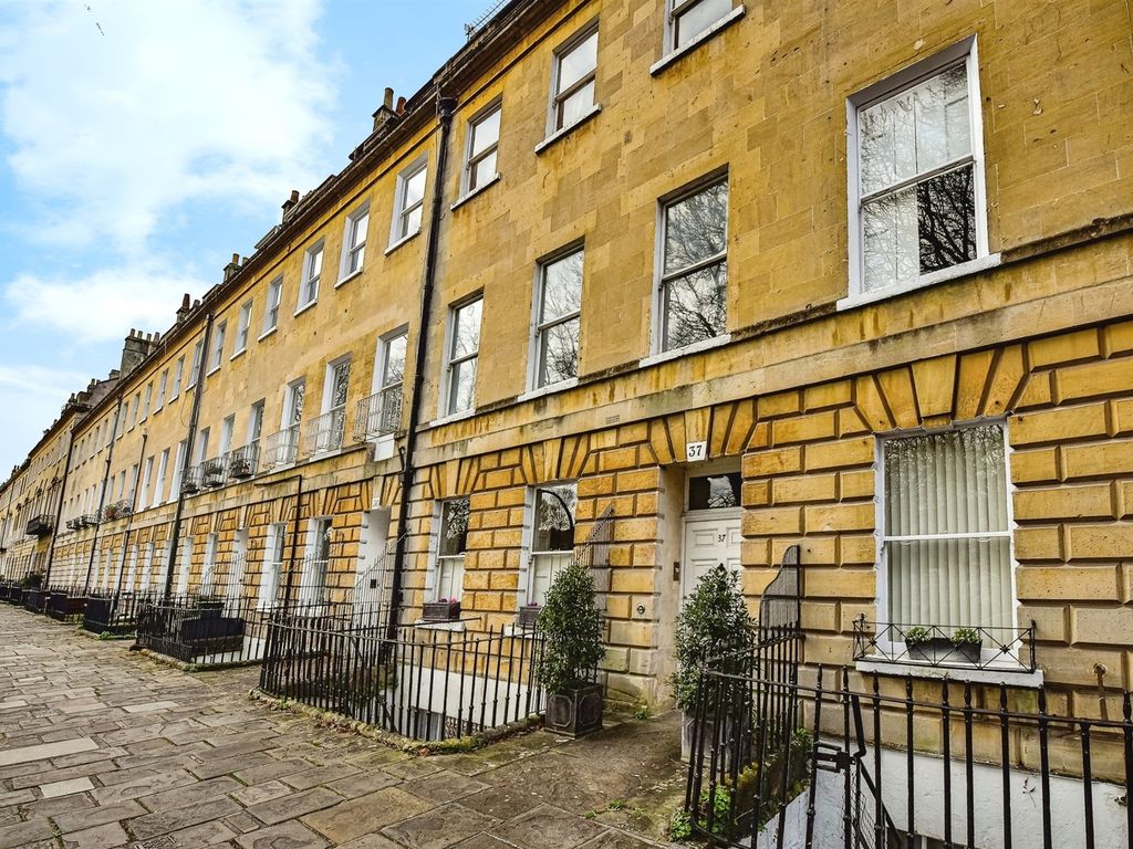 2 bed flat for sale in Green Park, Bath BA1, £425,000