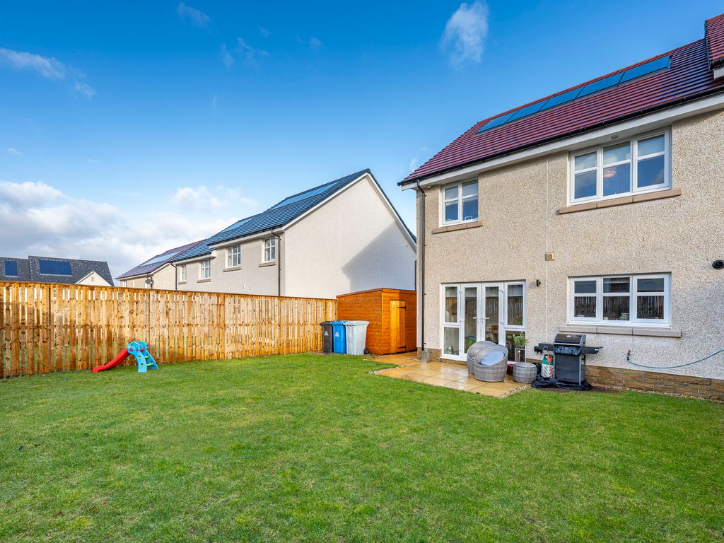 3 bed semi-detached house for sale in East Kilbride, Glasgow G75, £299,000