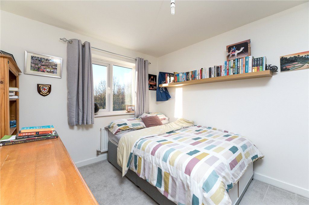 3 bed detached house for sale in Beck Bridge Lane, Allerton, Bradford BD15, £250,000