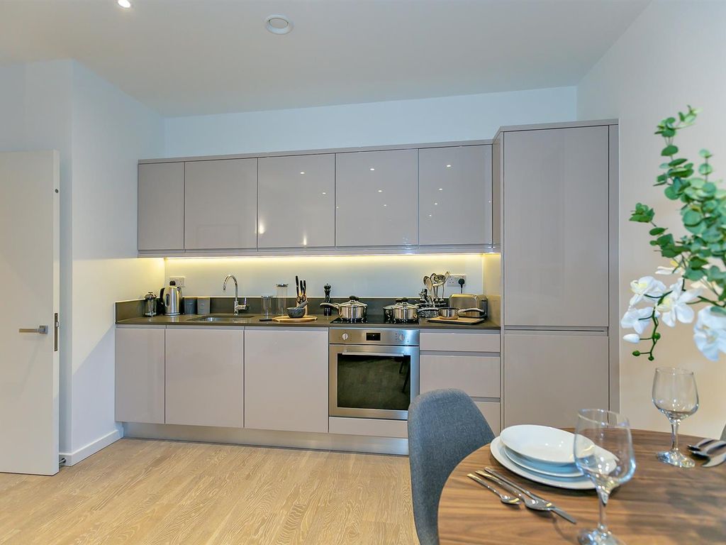 New home, 1 bed flat for sale in Silbury Boulevard, Milton Keynes MK9, £220,000