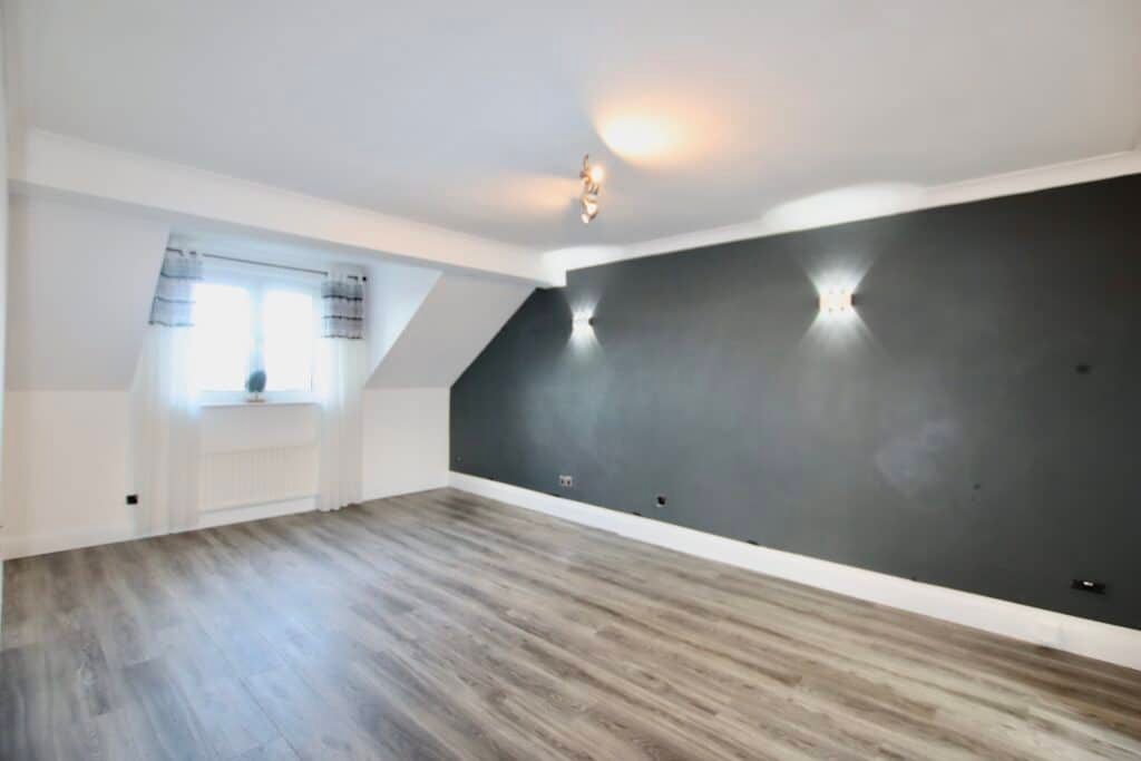 2 bed flat for sale in Glenacre Street, Glasgow G45, £79,999