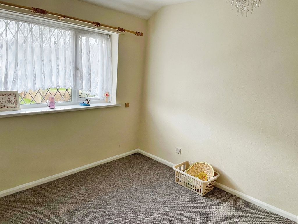3 bed terraced house for sale in Grafton Rd, Oldbury B68, £210,000