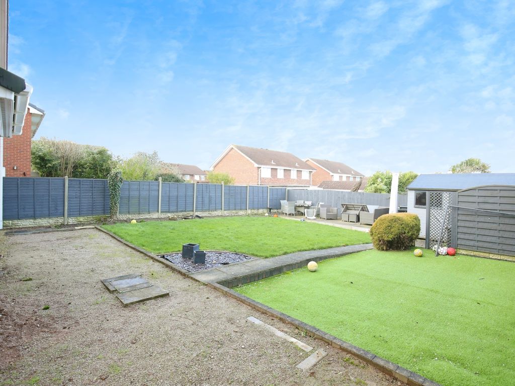 4 bed detached house for sale in Avon, Hockley, Tamworth B77, £439,950