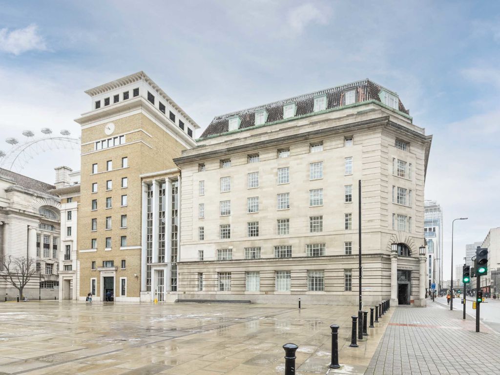 2 bed flat to rent in Forum Magnum Square, London SE1, £3,467 pcm