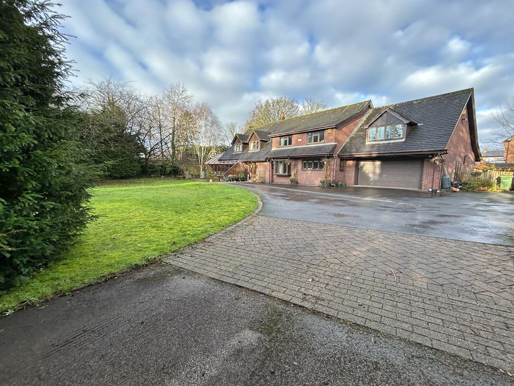 5 bed detached house for sale in Adlington Road, Wilmslow SK9, £1,350,000