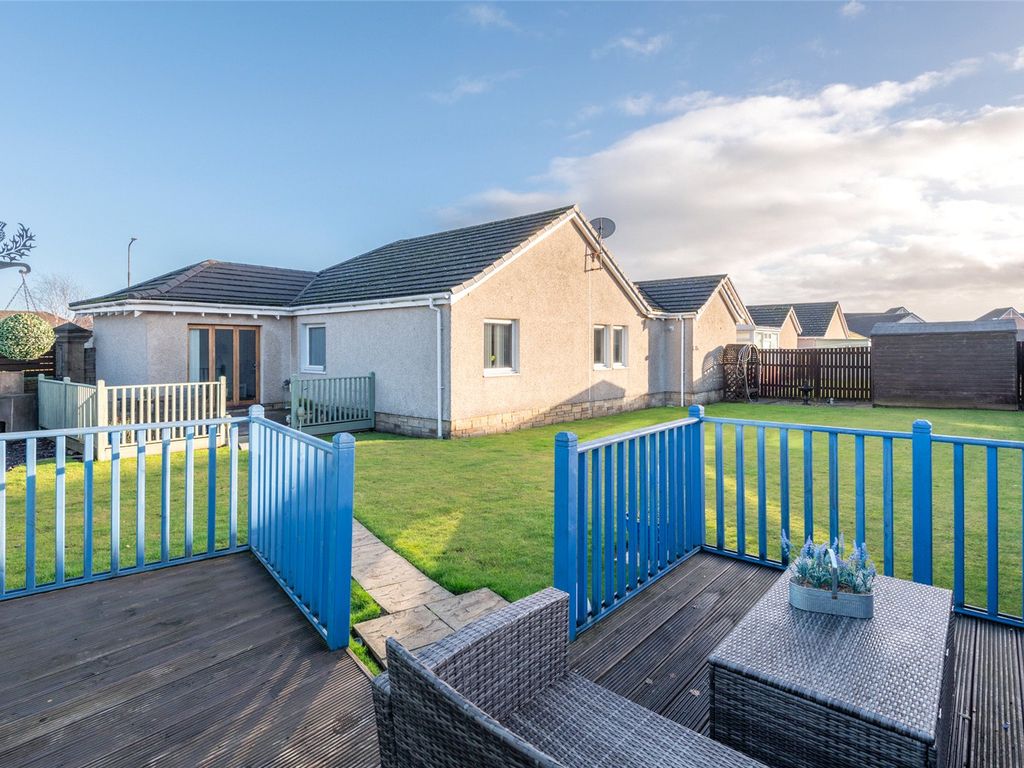 3 bed bungalow for sale in Levenbank Drive, Leven KY8, £255,000