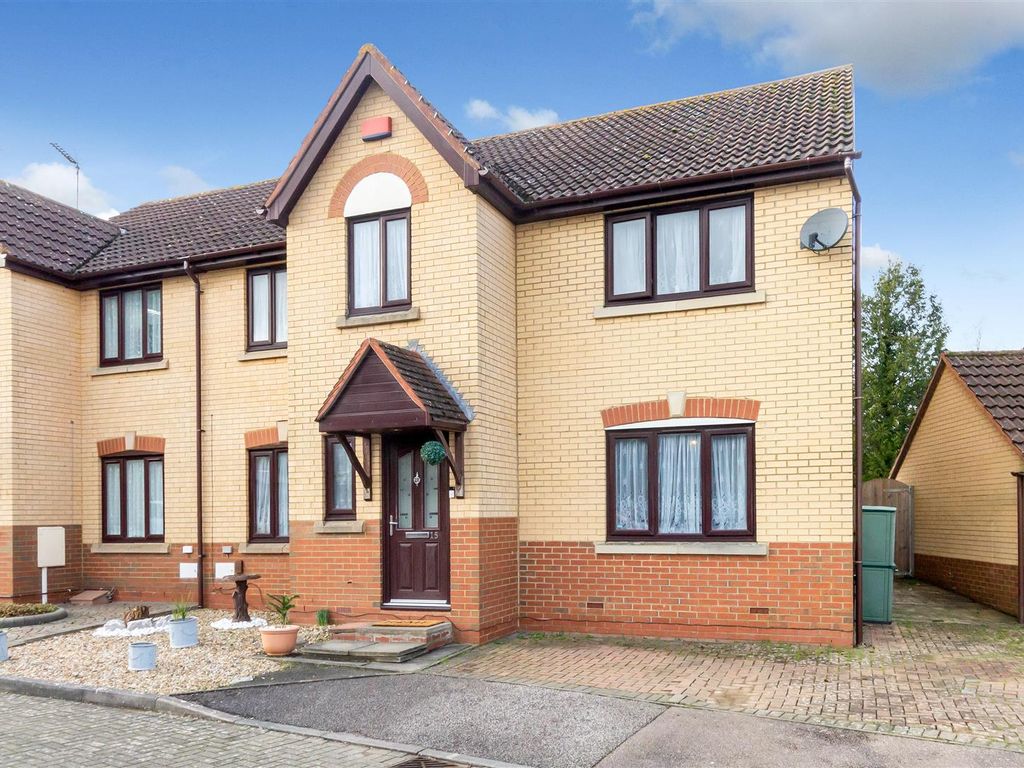 5 bed semi-detached house for sale in Lamberhurst Grove, Kents Hill, Milton Keynes MK7, £495,000