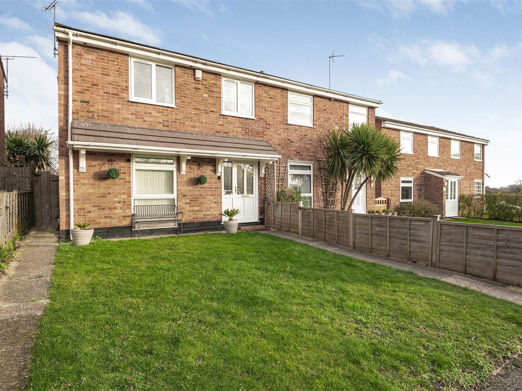 3 bed semi-detached house for sale in Skye Close, Calcot, Reading RG31, £435,000