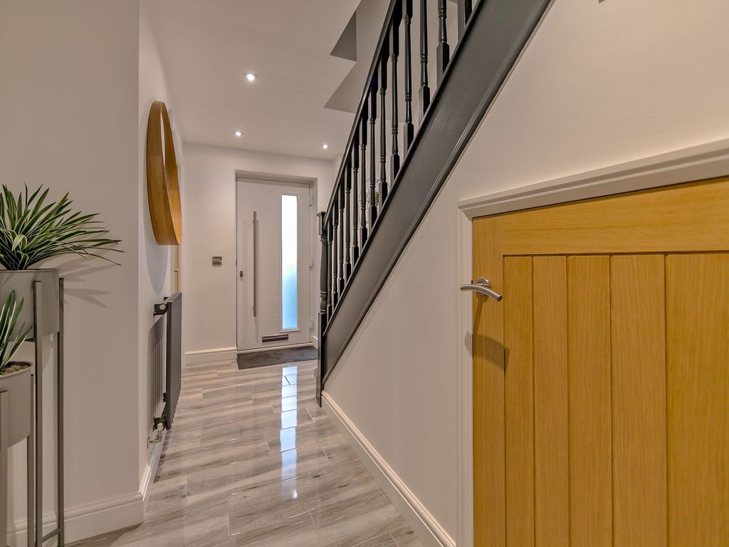 3 bed semi-detached house for sale in Bridgemere Close, Westcroft MK4, £425,000