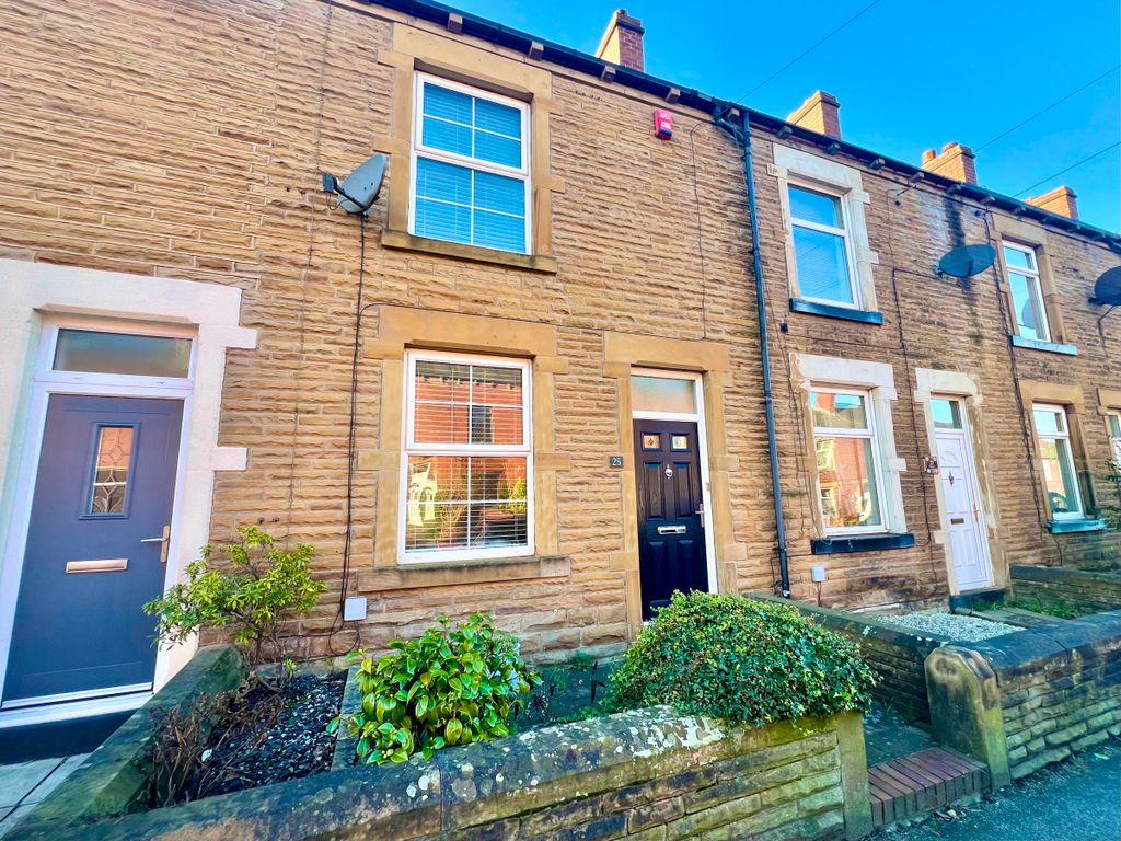 3 bed terraced house to rent in Common Lane, East Ardsley, Wakefield WF3, £950 pcm