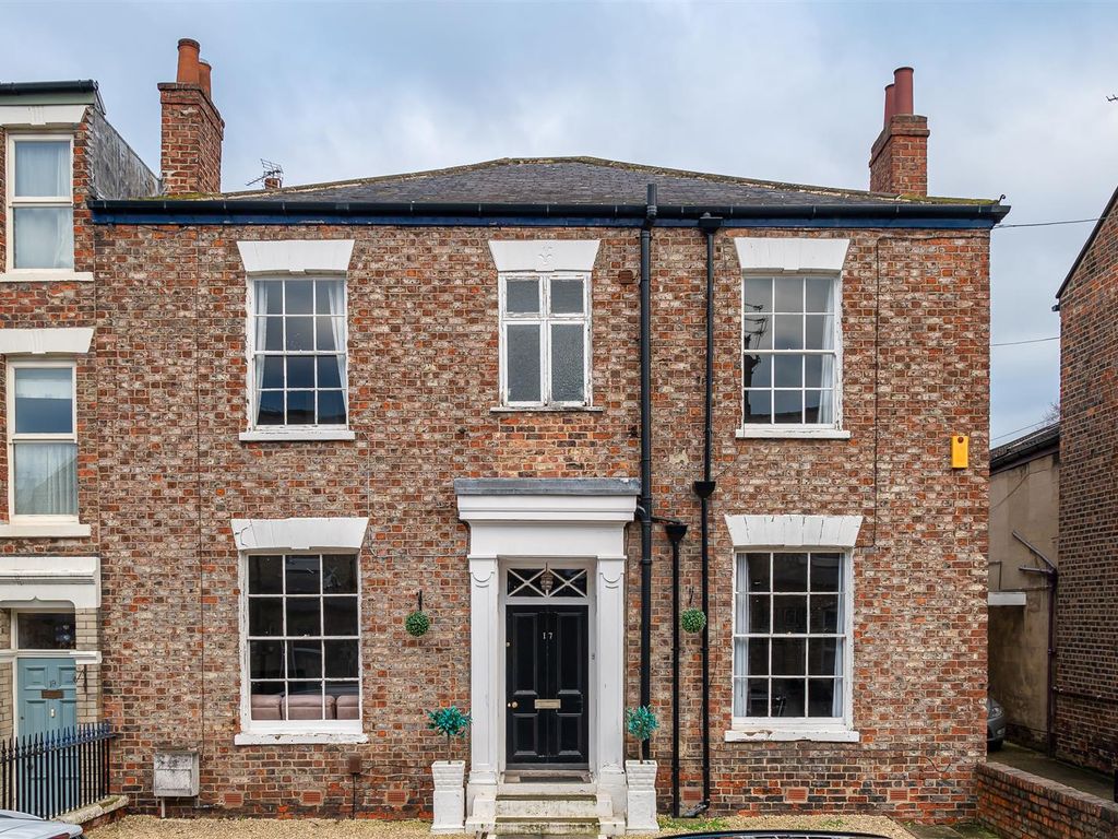 5 bed property for sale in Penleys Grove Street, York YO31, £825,000