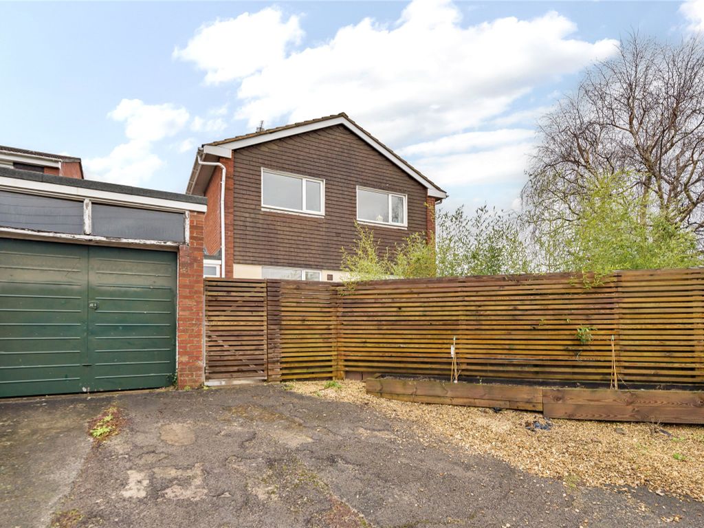 4 bed detached house for sale in Down Road, Winterbourne Down, South Gloucestershire BS36, £550,000