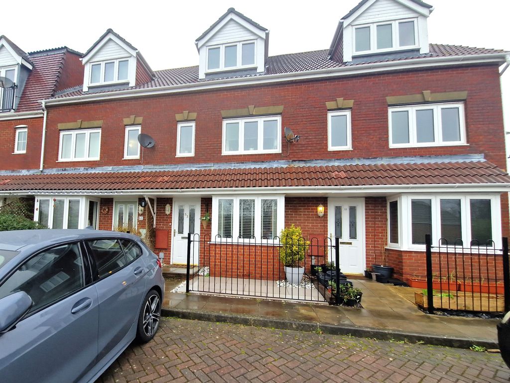 1 bed flat to rent in Chadwick Way, Southampton SO31, £900 pcm