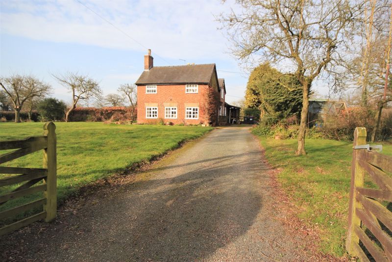 4 bed detached house for sale in New Street Lane, Calverhall, Whitchurch SY13, £375,000
