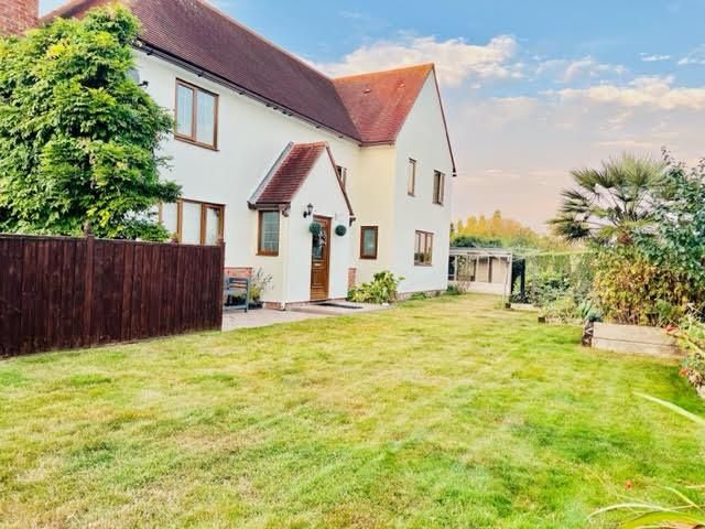 4 bed detached house for sale in School Lane, Great Wigborough, Colchester CO5, £800,000