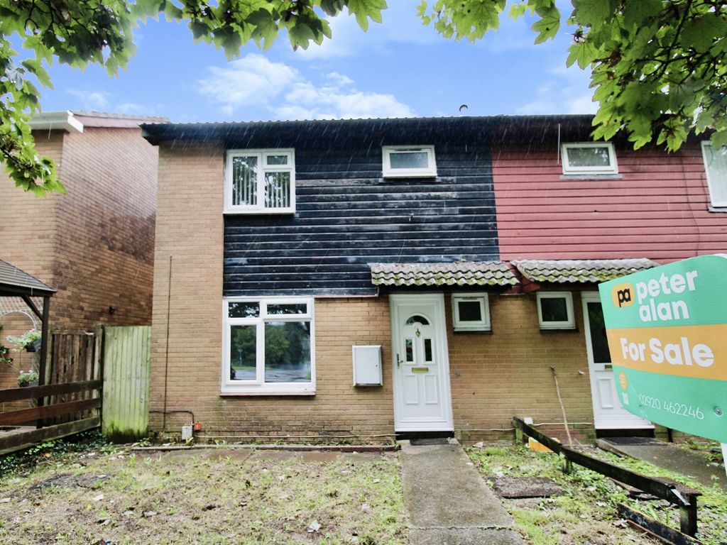 3 bed terraced house for sale in Brynheulog, Pentwyn, Cardiff CF23, £140,000