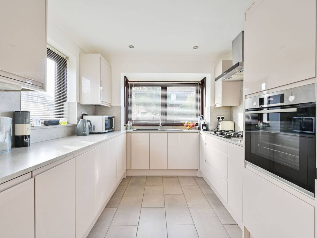 3 bed semi-detached house for sale in Isambard Mews, Isle Of Dogs, London E14, £975,000