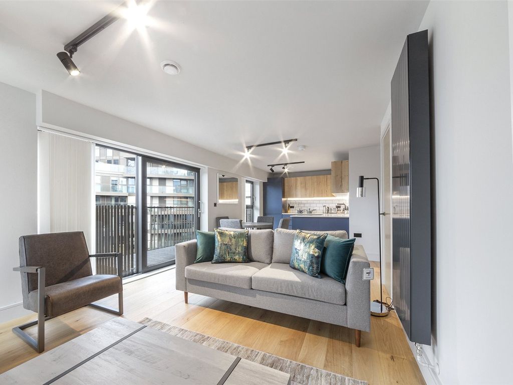 1 bed flat for sale in 151 Tower Bridge Road, London SE1, £690,000