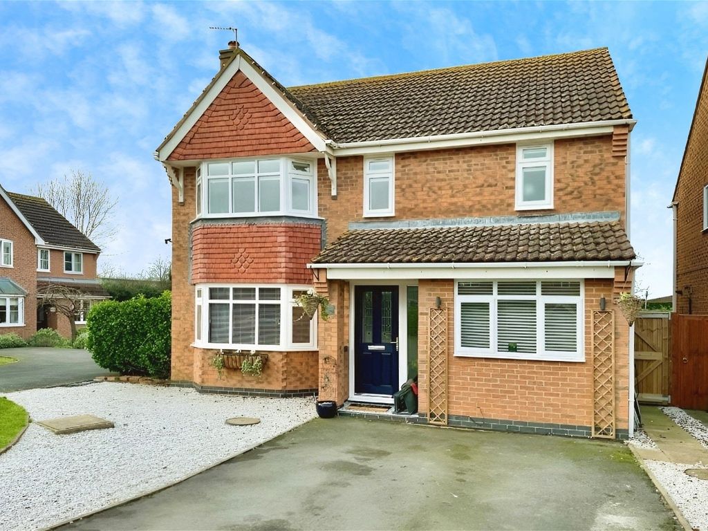4 bed detached house for sale in 6 Ash Grove, Bottesford, Nottingham NG13, £435,000
