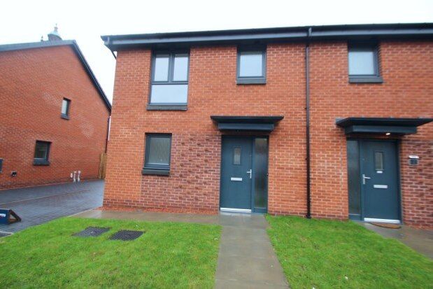 3 bed semi-detached house to rent in Laboratory Place, Glasgow G20, £1,400 pcm