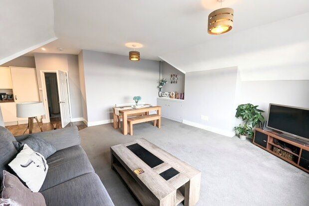 1 bed flat to rent in Stubbington Avenue, Portsmouth PO2, £1,050 pcm