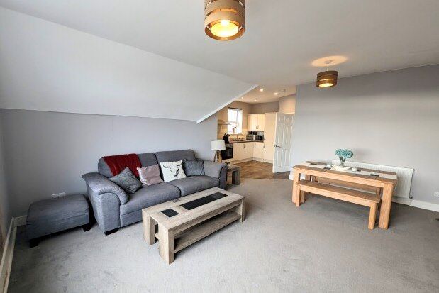 1 bed flat to rent in Stubbington Avenue, Portsmouth PO2, £1,050 pcm