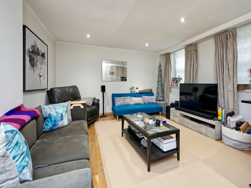 2 bed flat for sale in Draycott Place, London SW3, £1,250,000