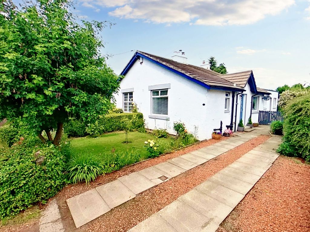 2 bed cottage for sale in Broxburn EH52, £205,000