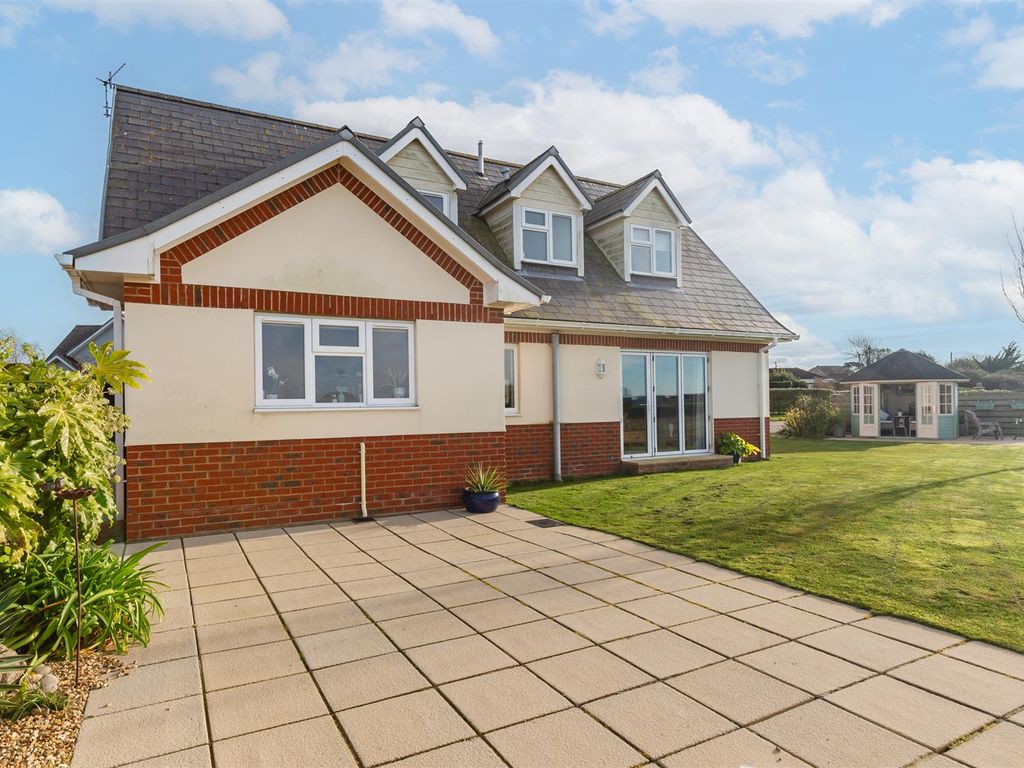4 bed detached bungalow for sale in Winford Way, Winford, Sandown PO36, £595,000