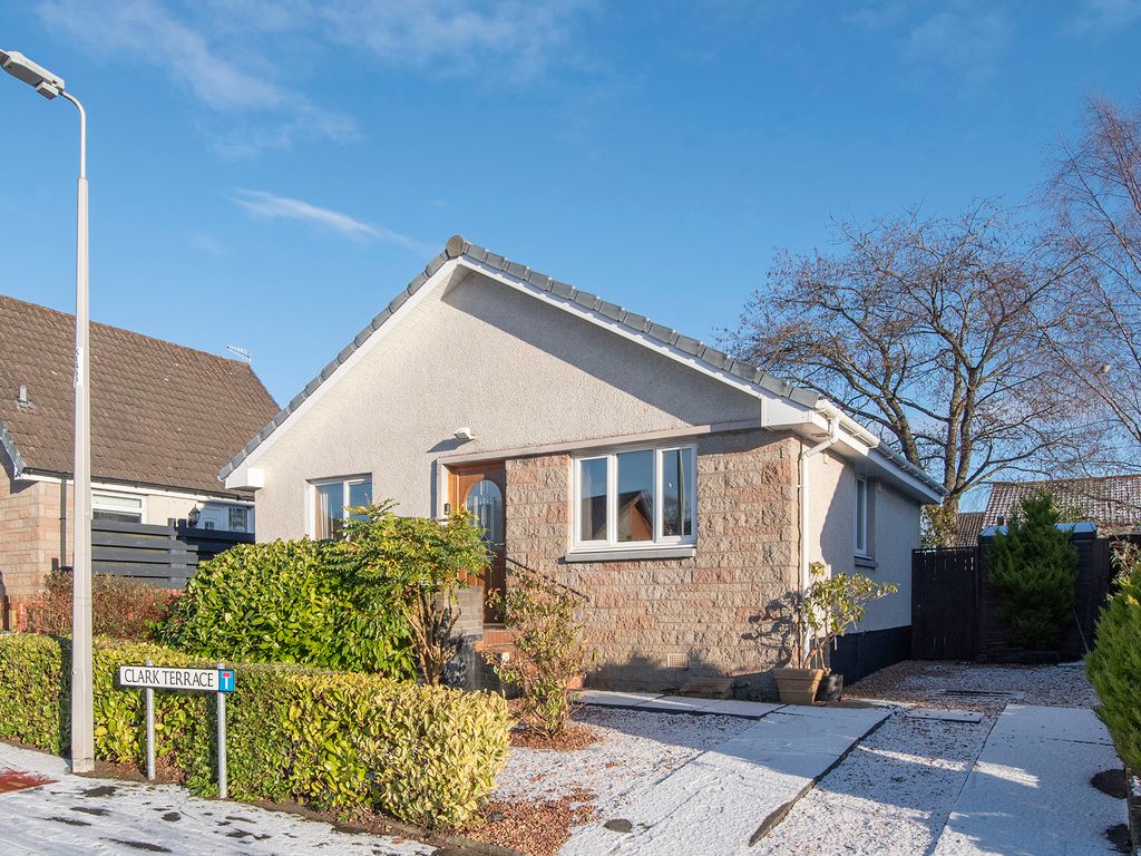 2 bed detached bungalow for sale in Clark Terrace, Crieff PH7, £150,000