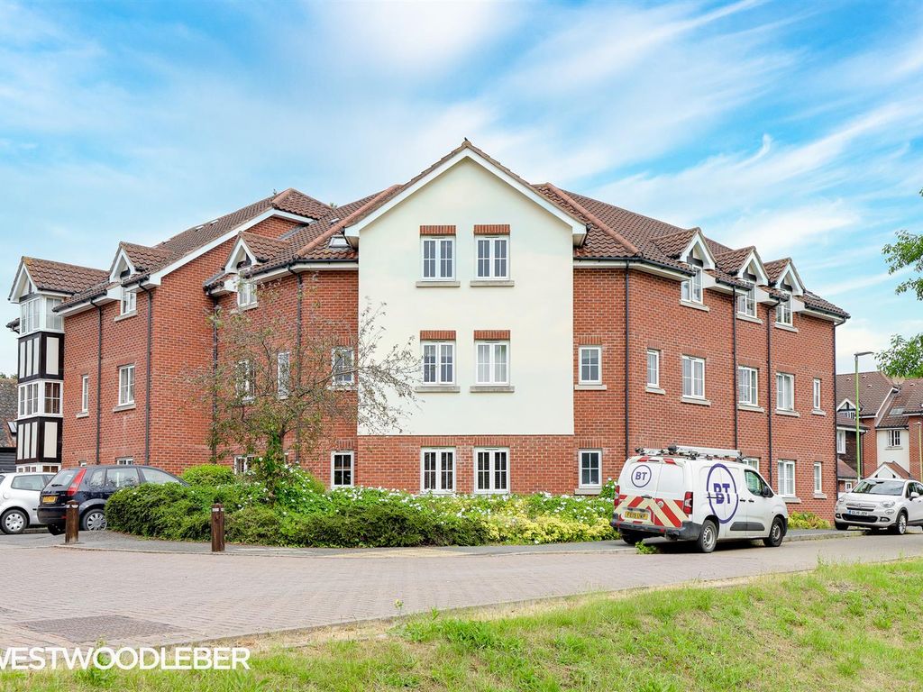 1 bed flat for sale in The Granary, Stanstead Abbotts, Ware SG12, £225,000