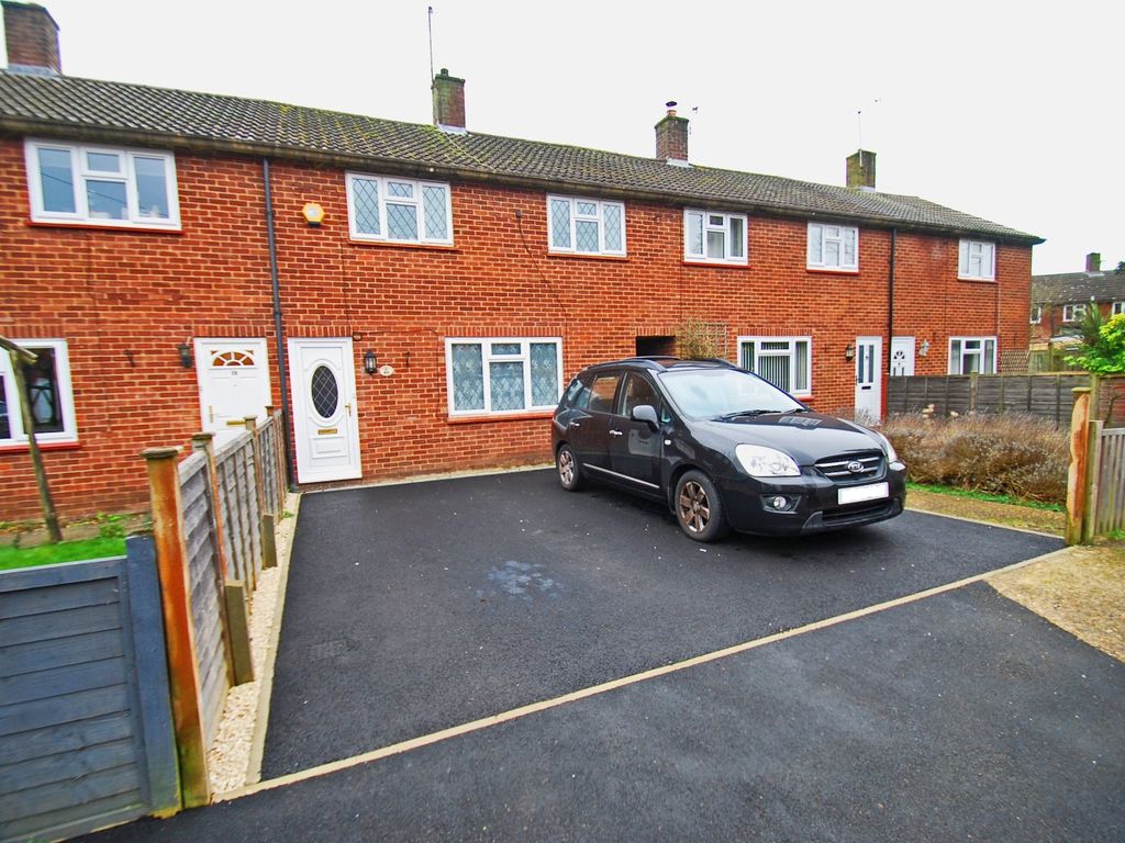 3 bed terraced house for sale in Upper Riding, Beaconsfield HP9, £475,000