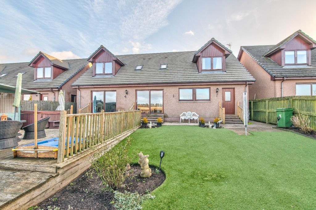 4 bed detached house for sale in Old Mill Place, Friockheim, Angus DD11, £295,000